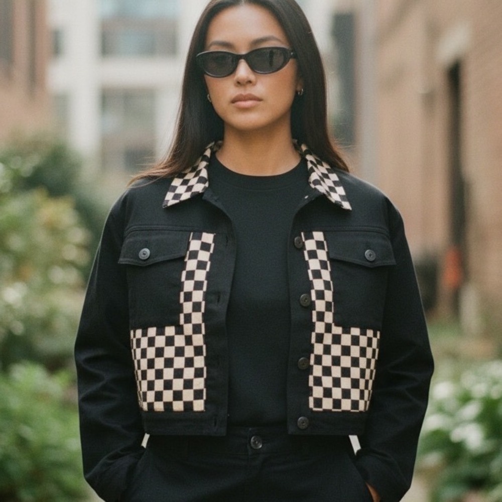 Beach‎ Riot Desert Trucker Black Tan Checkered Jacket Large
